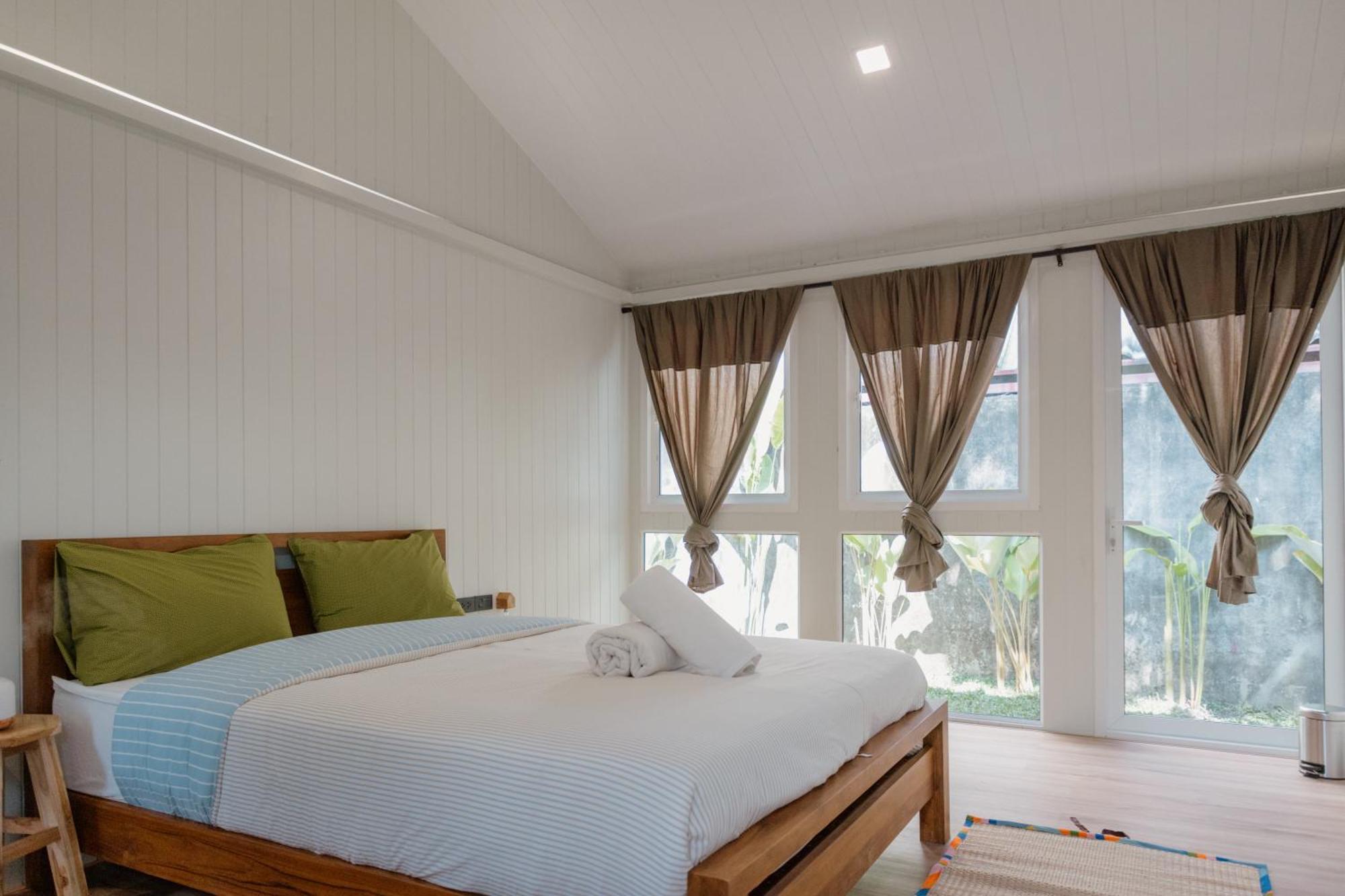 The Yard Hostel Chiang Mai Exterior photo